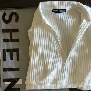 SHEIN - Cropped White long sleeve top